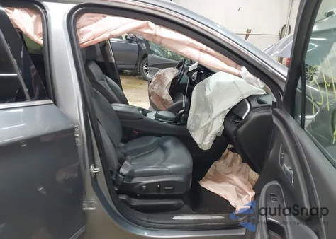 2020 Buick Envision Awd Essence z USA, uszkodzony, nr VIN LRBFX2SA1LD156440